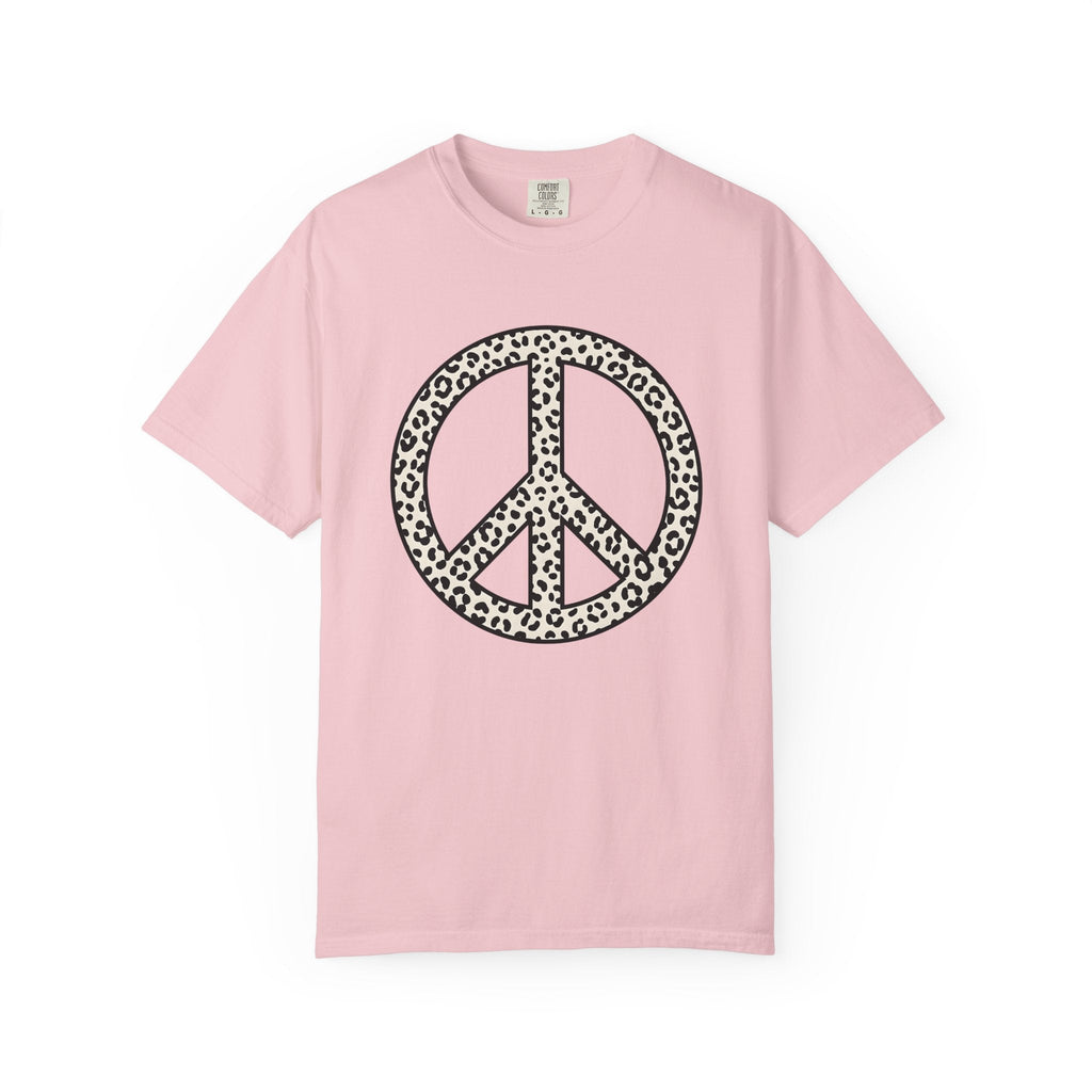 Wild Cat Peace Sign Shirt Animal Print Vintage Gift Women product image 3