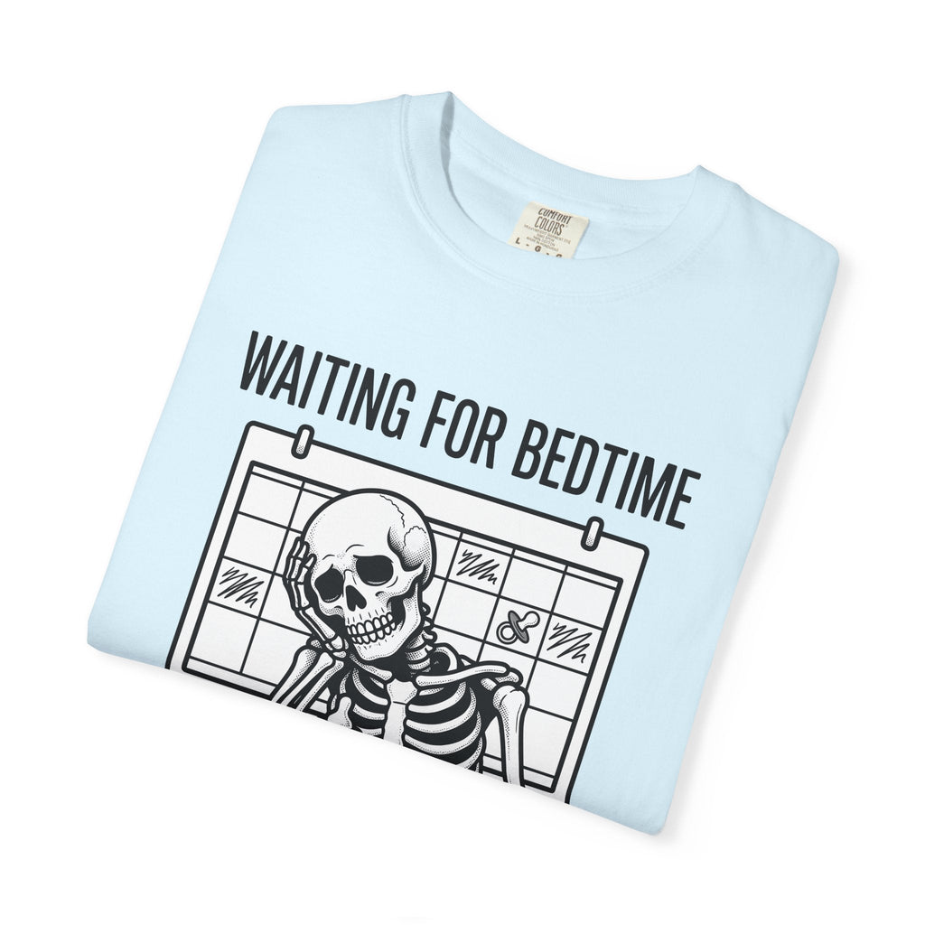 Skeleton Waiting Cartoon T-Shirt – Funny Halloween product image 8