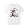 Vampire Skunk Retro T-Shirt – Halloween Wildlife Horror product image 1