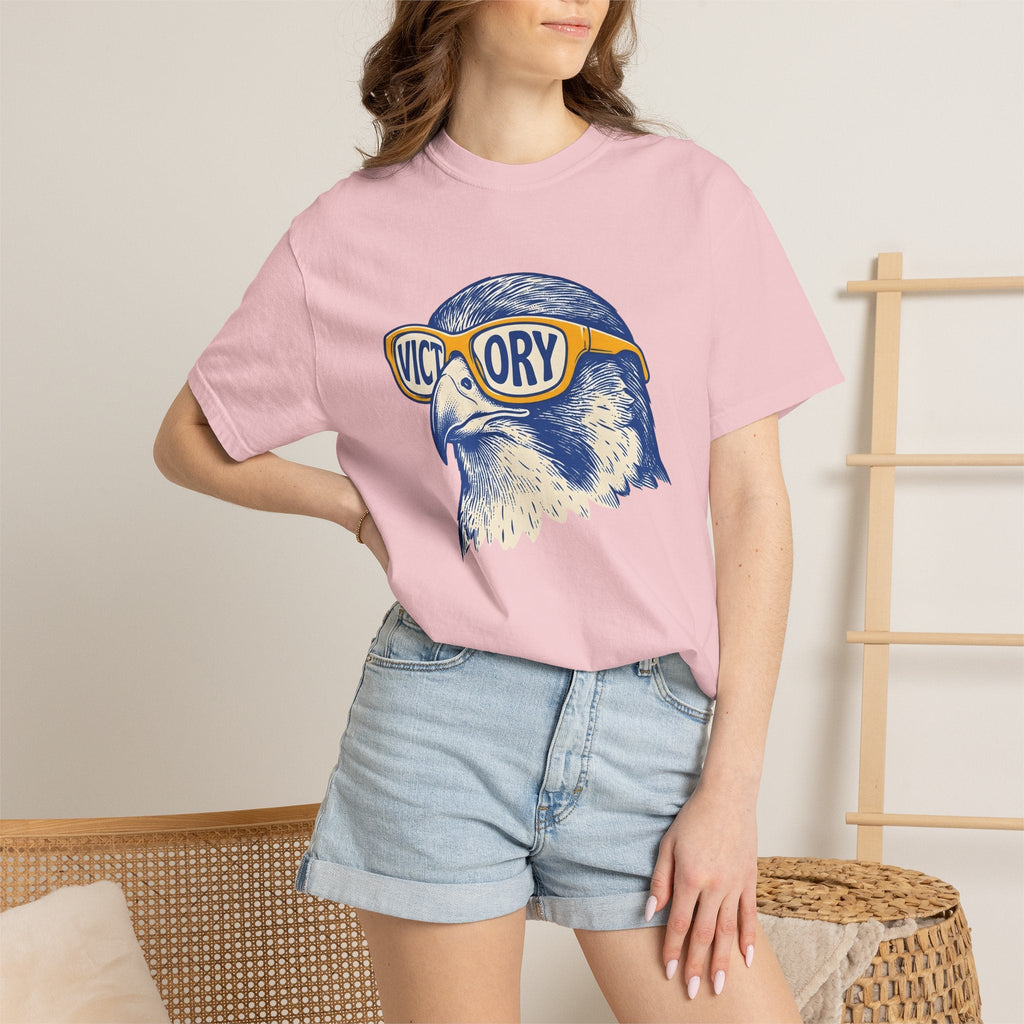 Eagle Sunglasses Retro T-Shirt – Funny Cool Wildlife Humor product image 12