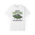 Raccoon Spaceship Comic T-Shirt – Funny Space Wildlife product image 1