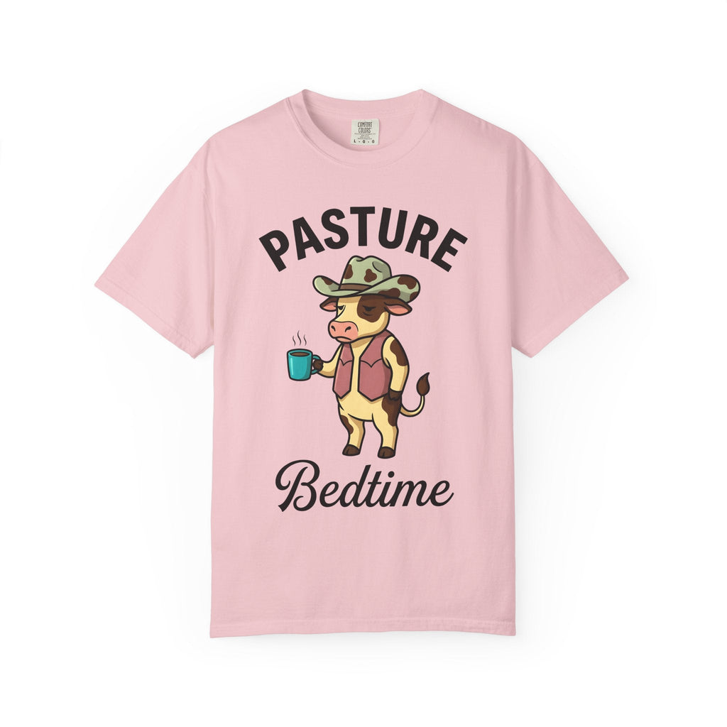 Bull Western Hat Shirt Cowgirl Wildlife Gift for Women Comic Tee Stetson T-Shirt