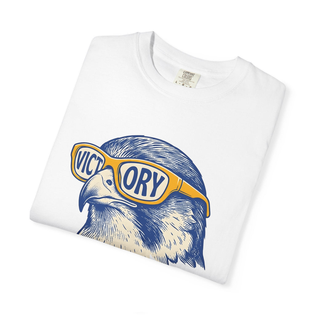 Eagle Sunglasses Retro T-Shirt – Funny Cool Wildlife Humor product image 5