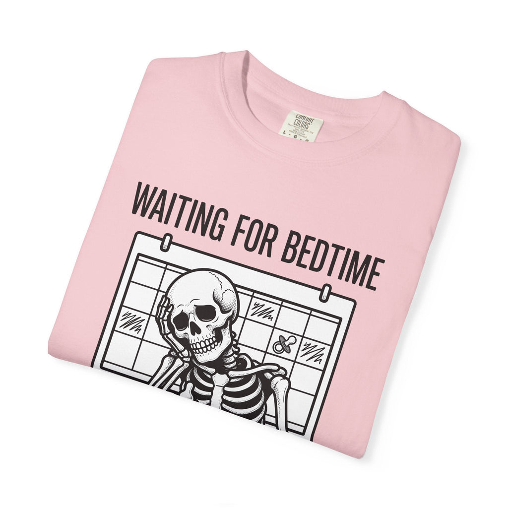 Skeleton Waiting Cartoon T-Shirt – Funny Halloween product image 11