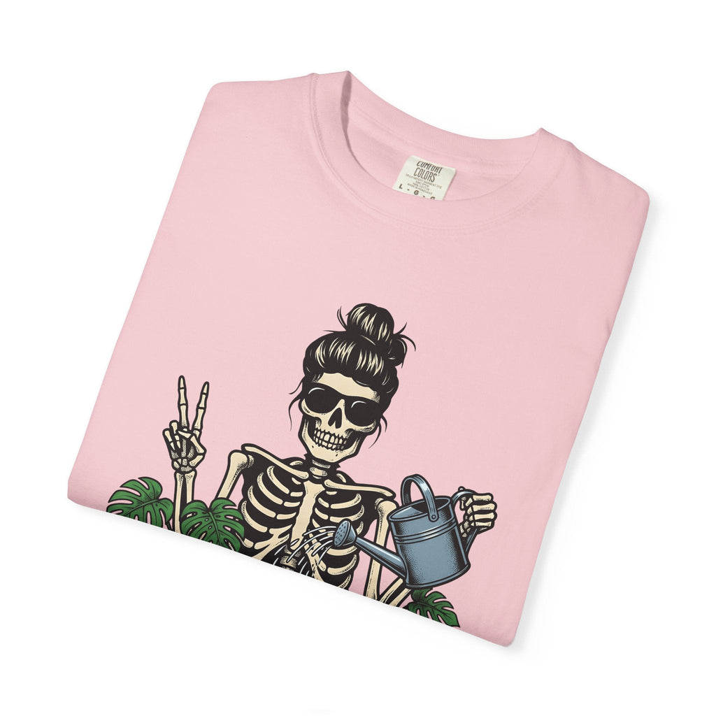 Skeleton Gardener Bold T-Shirt – Funny Halloween Plant product image 11