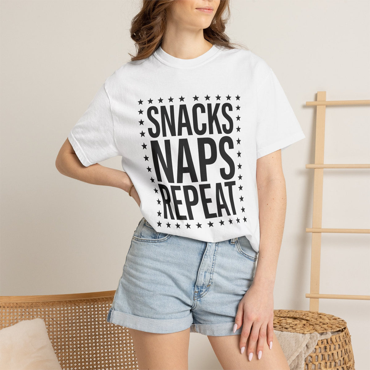 Bold Text Design Shirt Moms Family Gift for Women Modern product image 6