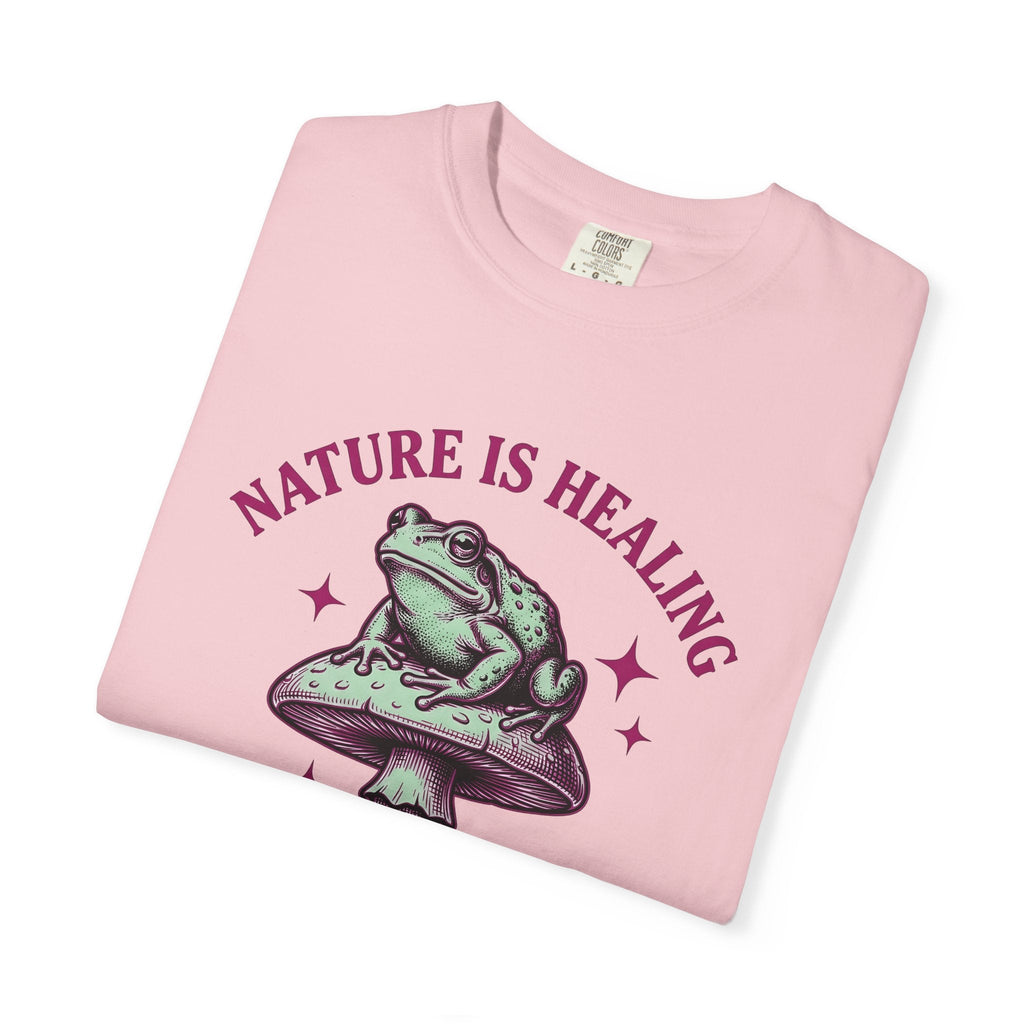 Toad Fungus Retro T-Shirt – Funny Outdoors Nature Humor product image 11