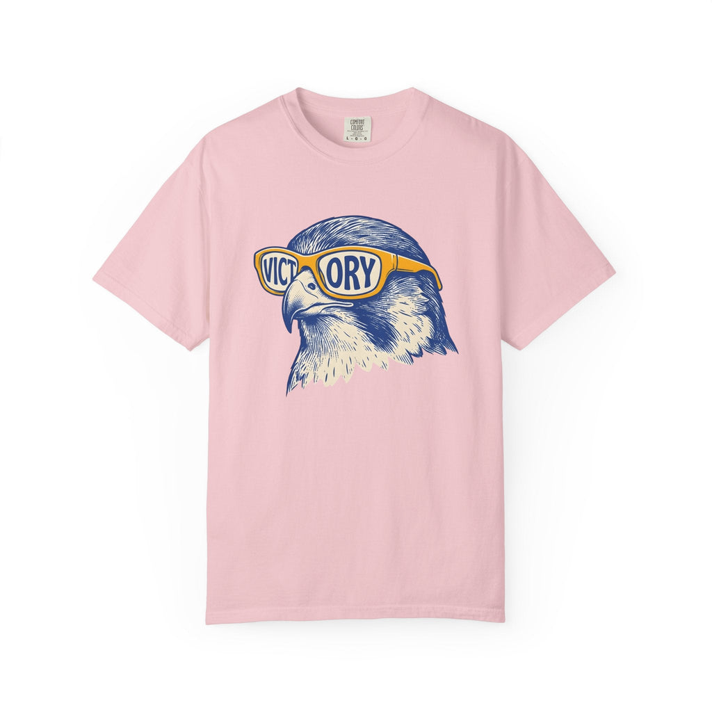 Eagle Sunglasses Retro T-Shirt – Funny Cool Wildlife Humor product image 3
