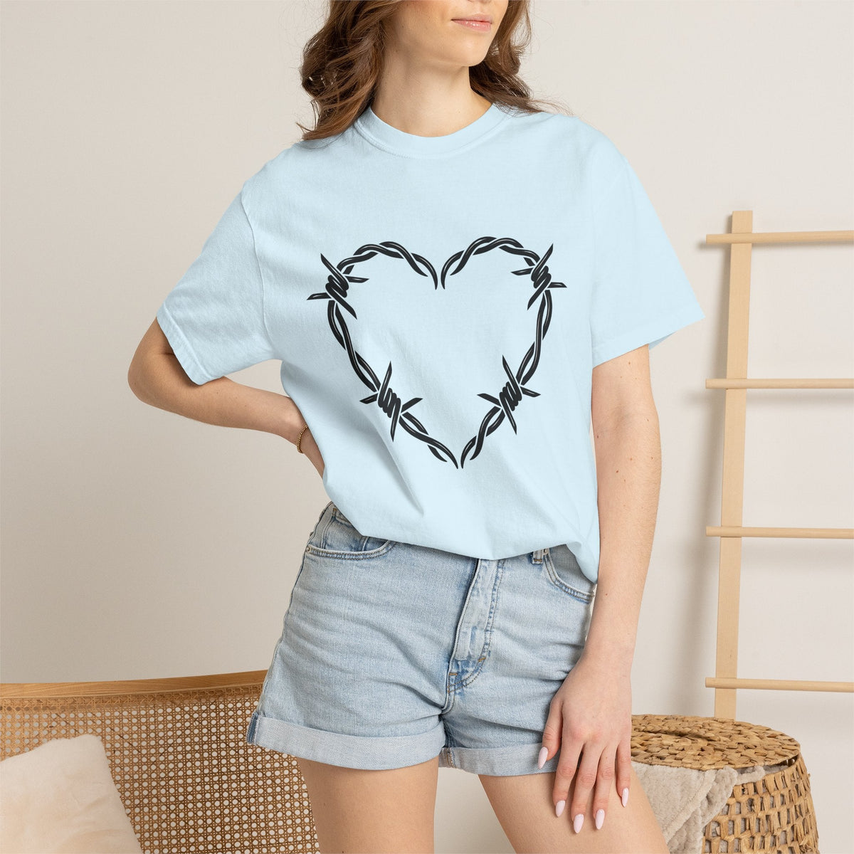 Spiked Wire Heart Shirt Cowgirl Cowboy Gift for Women Heavy product image 9