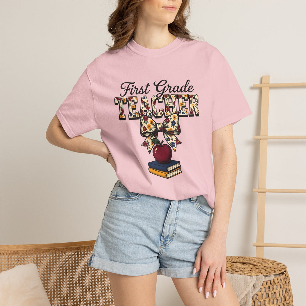 Apple Books Bow Shirt Teacher School Unisex Gift Floral Tee product image 12