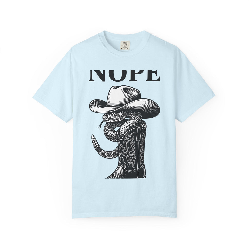 Snake Cowboy Boot Shirt Cowgirl Humor Gift Women Vintage Tee Serpent T-Shirt Cowgirl Fan Retro Tshirt Funny Graphic Western Cowboy Hat
