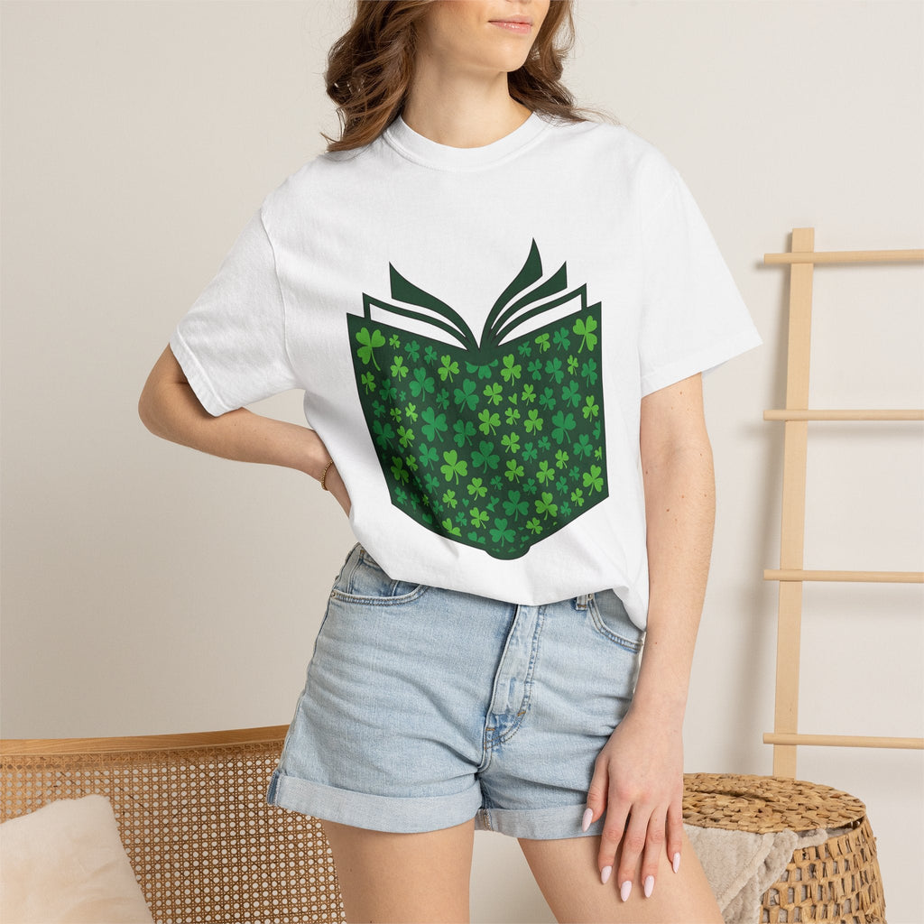 Lucky Shamrock Book Vintage T-Shirt – Bookish St Patrick's product image 6