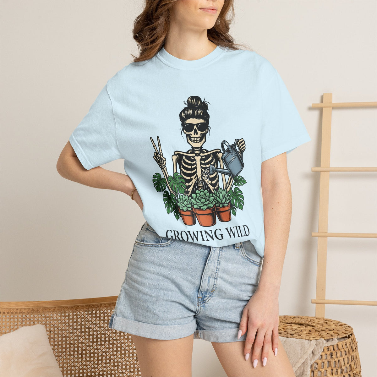 Skeleton Gardener Bold T-Shirt – Funny Halloween Plant product image 9