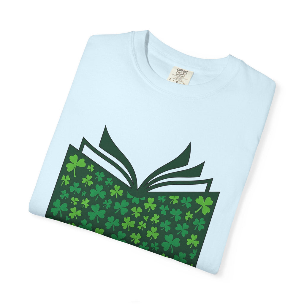 Lucky Shamrock Book Vintage T-Shirt – Bookish St Patrick's product image 8