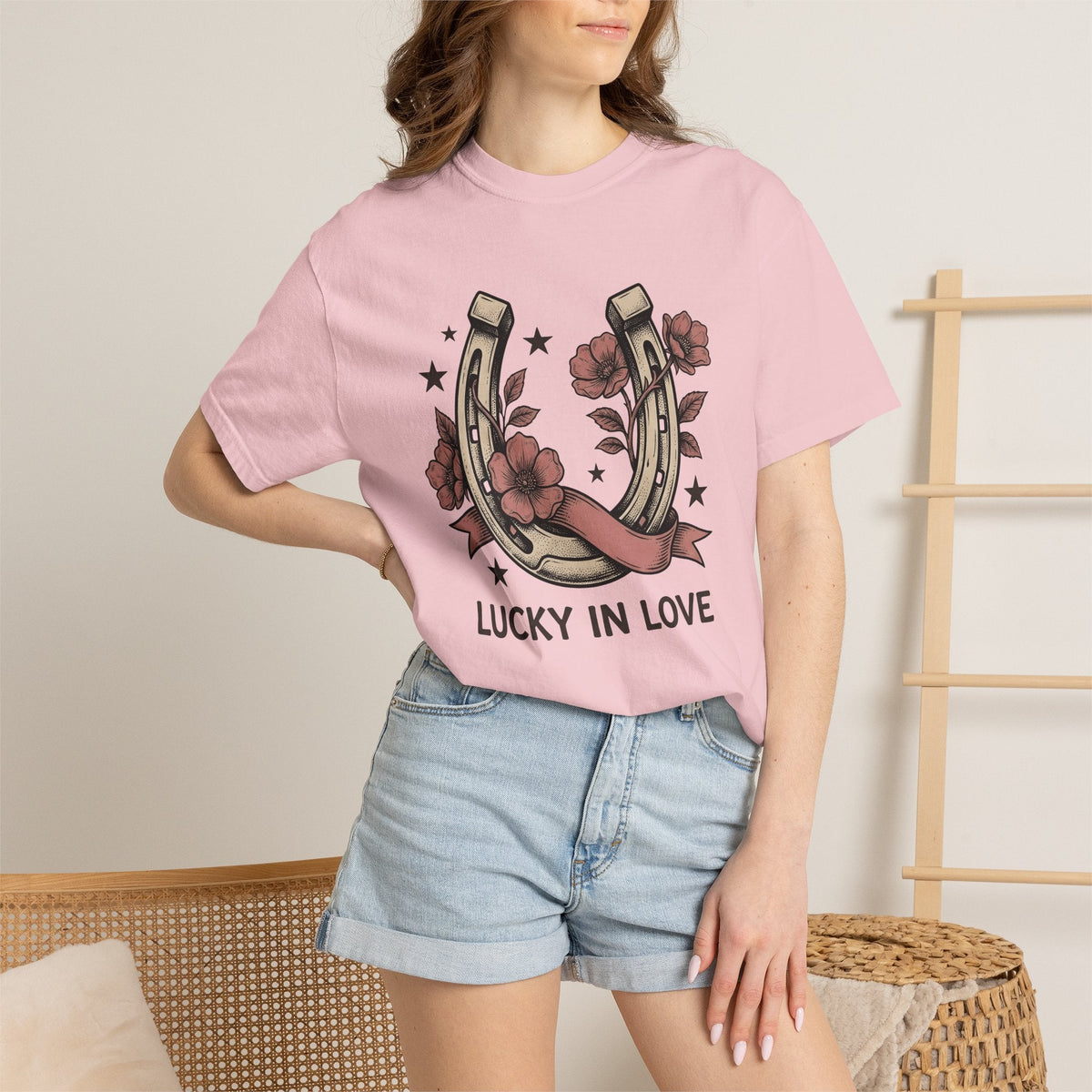 Horseshoe Floral Shirt Valentines Day Romance Unisex Gift product image 12