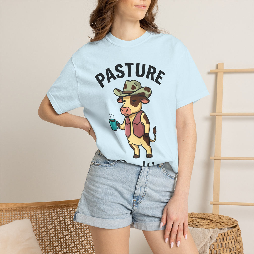 Bull Western Hat Shirt Cowgirl Wildlife Gift for Women Comic Tee Stetson T-Shirt