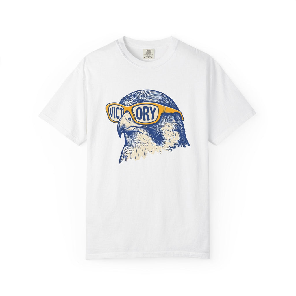 Eagle Sunglasses Retro T-Shirt – Funny Cool Wildlife Humor product image 1